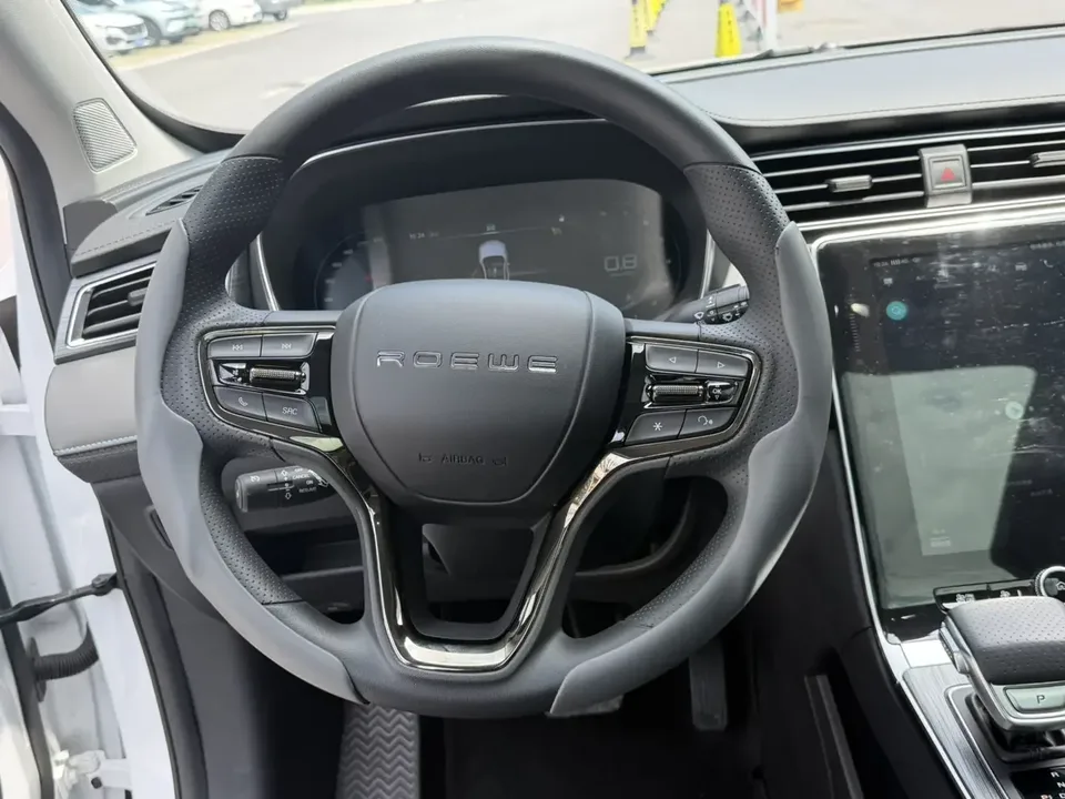 Roewe RX5 Roewe RX5 2025 PLUS 330TGI Automatic Trendsetting Smart Edition 2025 — thumbnail 3