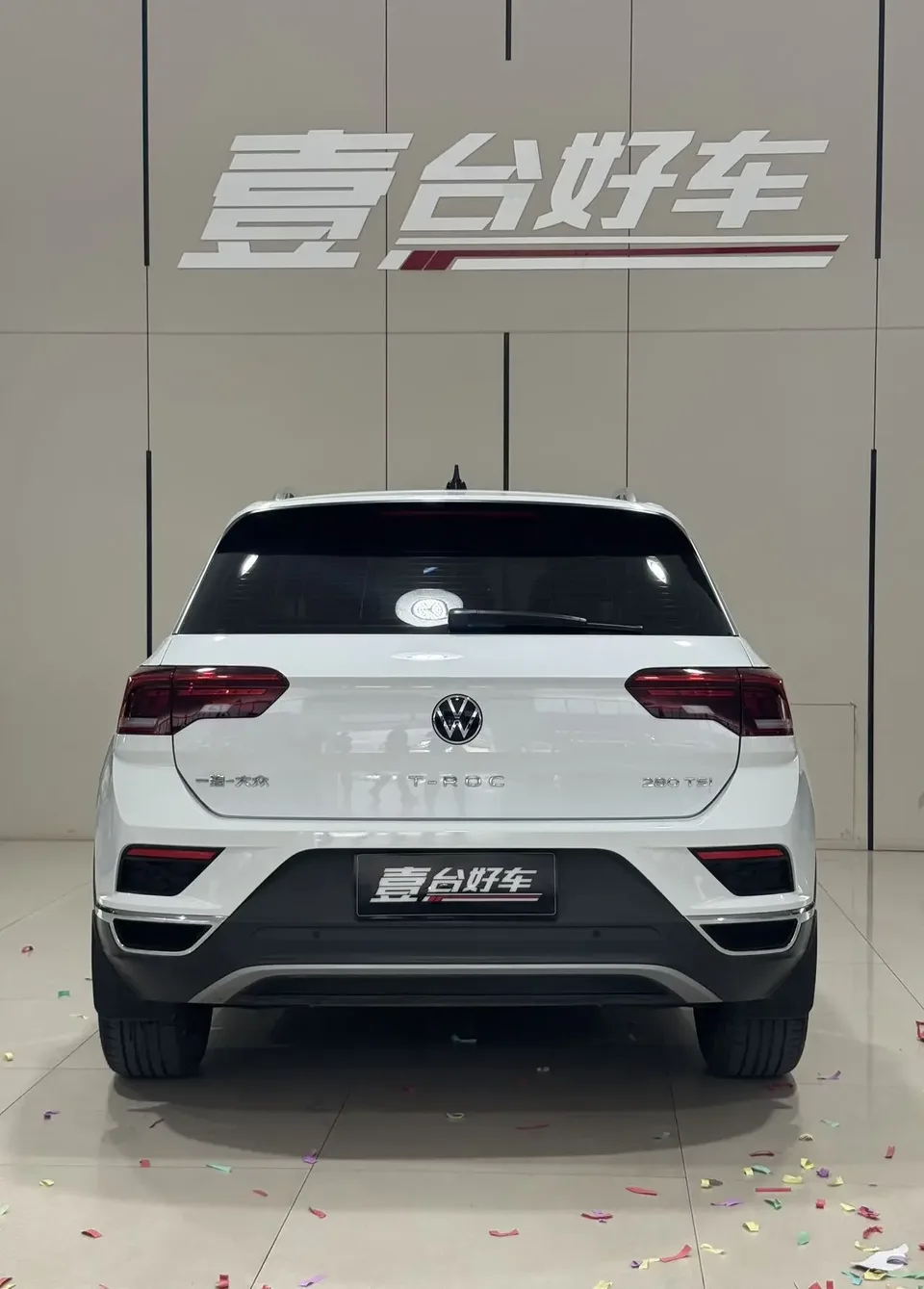 Volkswagen T-Roc TANG 2022 280TSI DSG 2WD Comfort PLUS 2023 — thumbnail 2