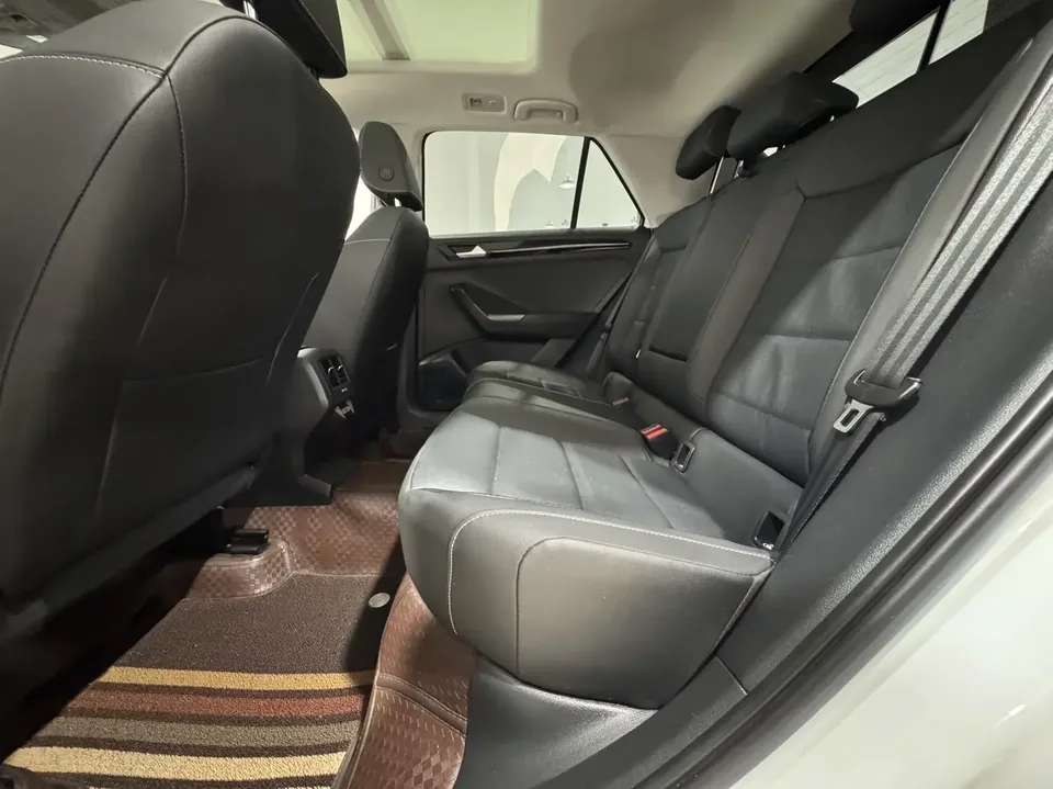 Volkswagen T-Roc TANG 2022 280TSI DSG 2WD Comfort PLUS 2023 — thumbnail 3