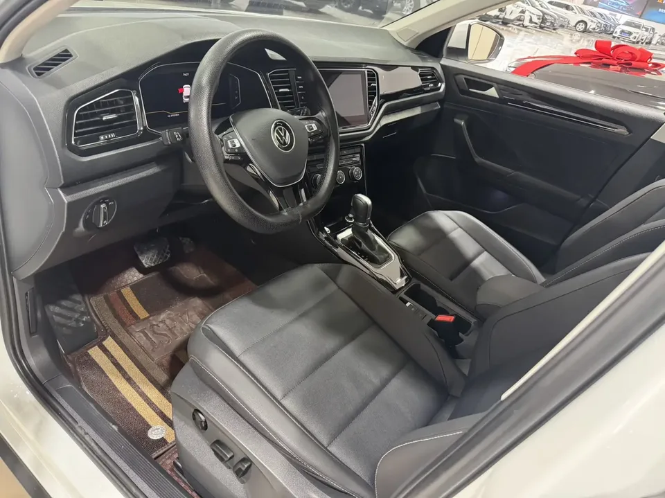 Volkswagen T-Roc TANG 2022 280TSI DSG 2WD Comfort PLUS 2023 — thumbnail 5