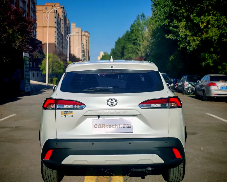 Toyota CorollaCross Corolla Sharp 2023 2.0L CVT Deluxe Edition 2024 — thumbnail 2