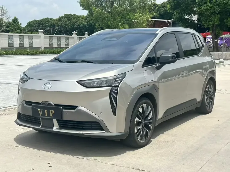 AION Y AION Y 2022 70 Intelligent Driving Edition Lithium Iron Phosphate 2022 — photo 1, buy with delivery to Moscow