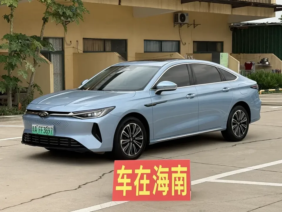 Chery Fengyun A8 Fengyun A8 2024 Yuanhang Edition 127 Deluxe 2024 — photo 1, buy with delivery to Moscow