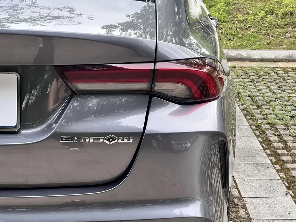 GAC Trumpchi Empow Shadow Leopard 2023 270T DCT J15 version 2024 — миниатюра 3