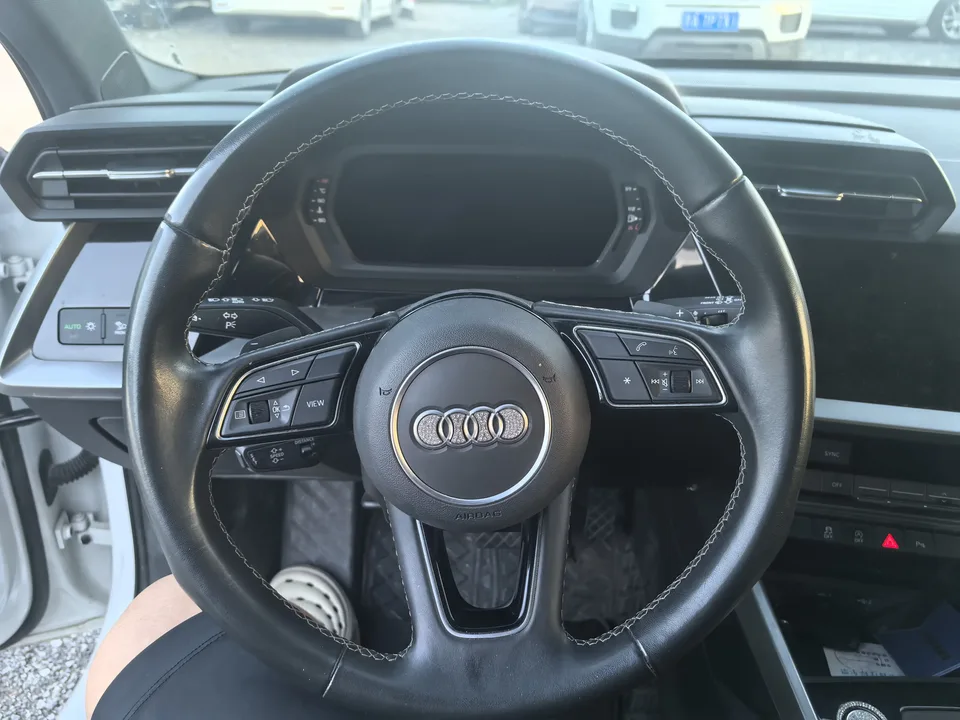 Audi A3 Audi A3 2022 Sportback 35 TFSI Luxury Sports 2023 — thumbnail 4