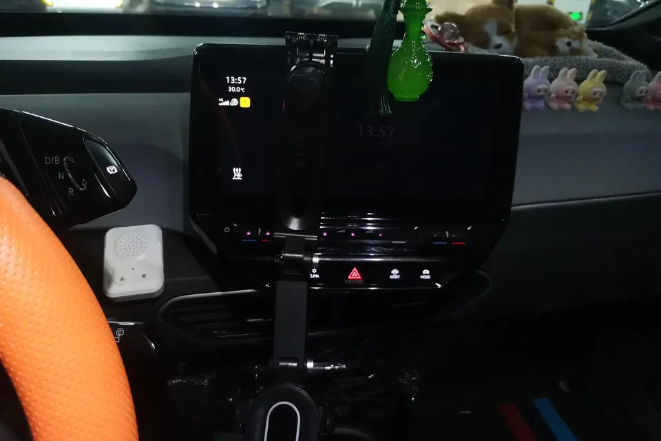 Volkswagen ID.3 Volkswagen ID.3 2023 Upgraded Pure Smart Edition 2023 — thumbnail 4