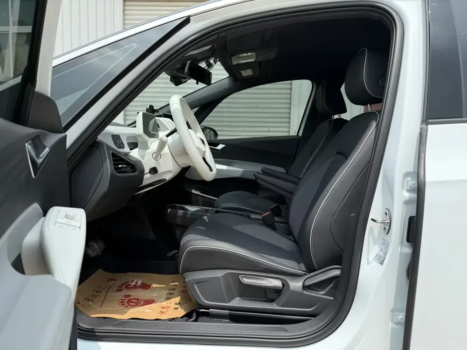 Volkswagen ID.3 Volkswagen ID.3 2023 Upgraded Pure Smart Edition 2024 — thumbnail 5