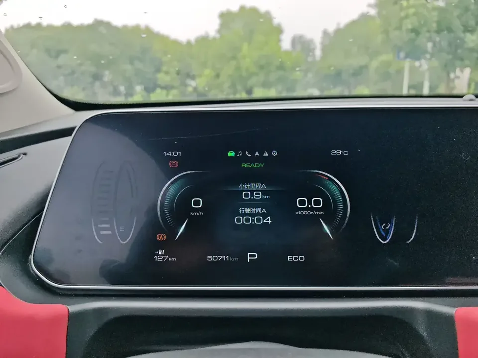 ORA Euler Good Cat GT Euler Good Cat GT 2023 Mulan Edition 401km Luxury 2024 — thumbnail 3