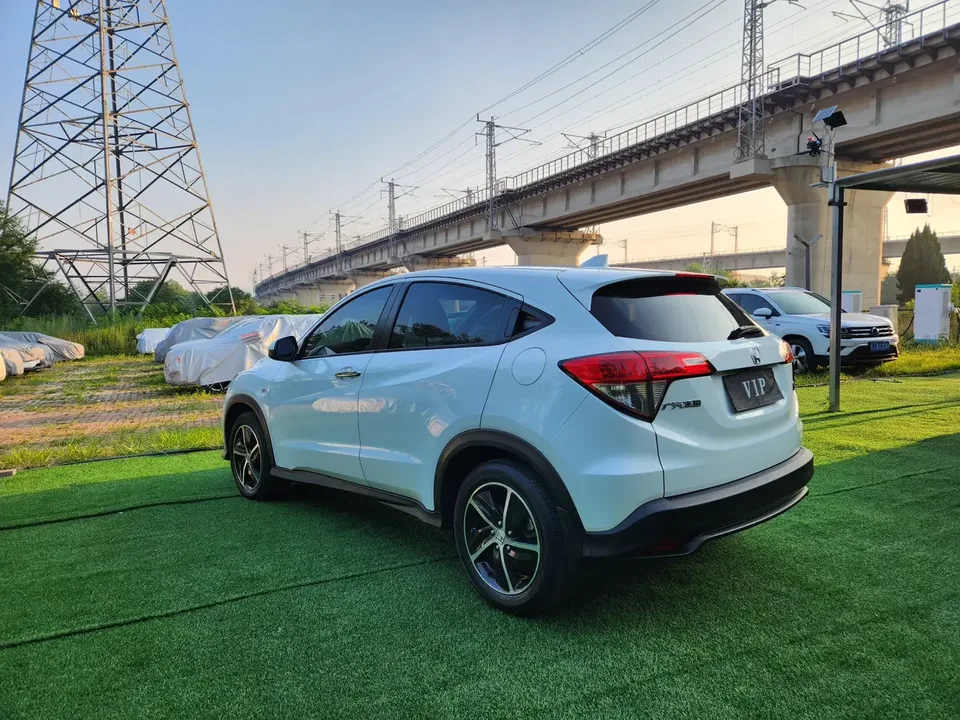 Honda VEZEL Binzhi 2022 1.5L CVT Phantom Night Pioneer Edition 2022 — thumbnail 2