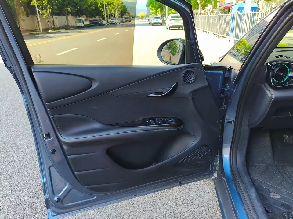 BYD Dolphin dolphin 2025 420KM Vitality Edition 2024 — thumbnail 5
