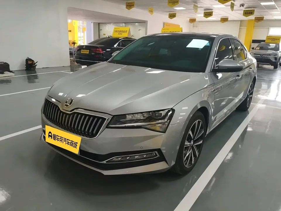 Skoda Superb Speedy 2023 Modified TSI280 DSG Premium Edition 2023 — photo 1, buy with delivery to Moscow