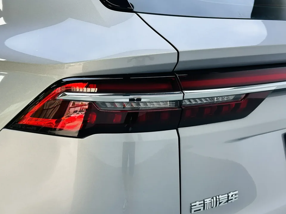 Geely Monjaro Xingyue L 2024 2.0TD DCT EVO 2WD Changfeng Edition 2024 — thumbnail 4
