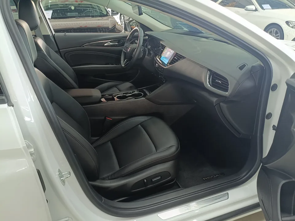 Buick Majesty Majesty 2024 25T Super Edition 2024 — thumbnail 5