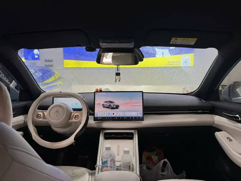 Baojun Yunhai PHEV Baojun Yunhai PHEV 2024 140km Plug-in Hybrid 2025 — thumbnail 4