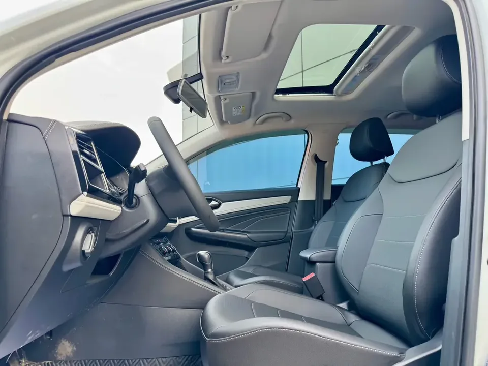 Jetta VS5 Jetta VS5 2023 280TSI Automatic High Gloss Enjoyment Edition 2022 — thumbnail 4