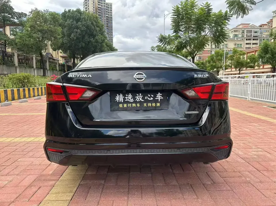 Nissan Altima Sound of nature 2021 2.0L XE Fashion Edition 2022 — thumbnail 2