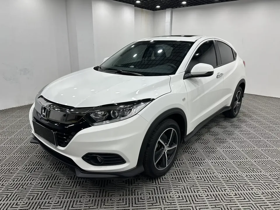 Honda VEZEL Binzhi 2020 1.5L CVT Pioneer Edition 2022 — photo 1, buy with delivery to Moscow