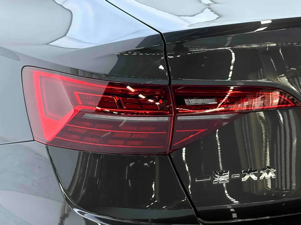 Volkswagen Sagitar Sagitar 2021 280TSI DSG Beyond Edition 2022 — thumbnail 3