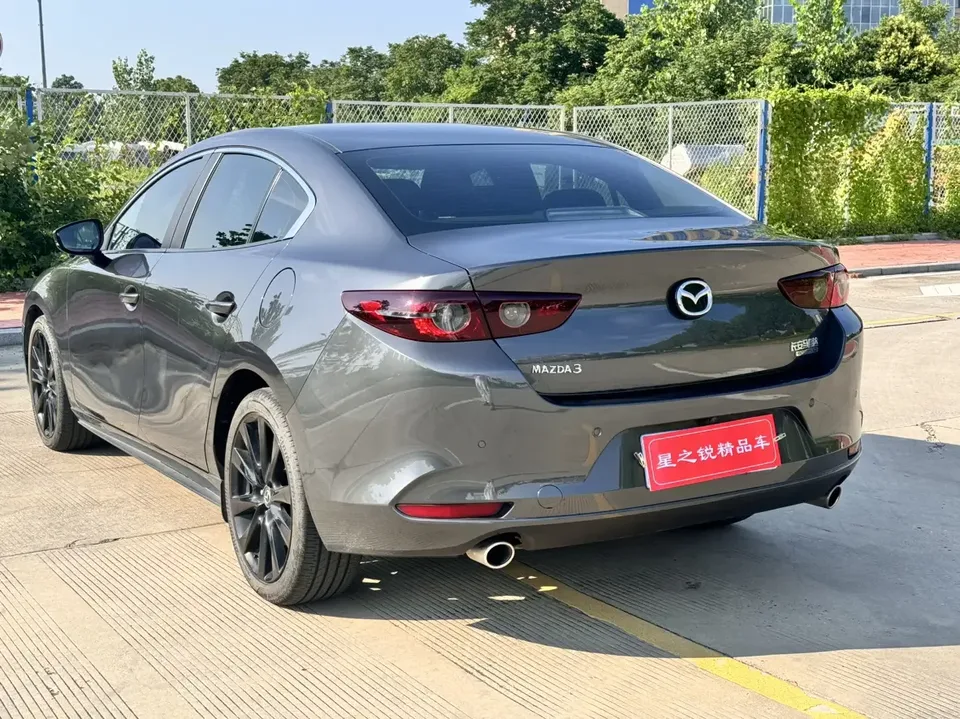 Mazda Axela Mazda3 Angkesela 2023 2.0L Automatic Elegant Edition 2023 — thumbnail 2