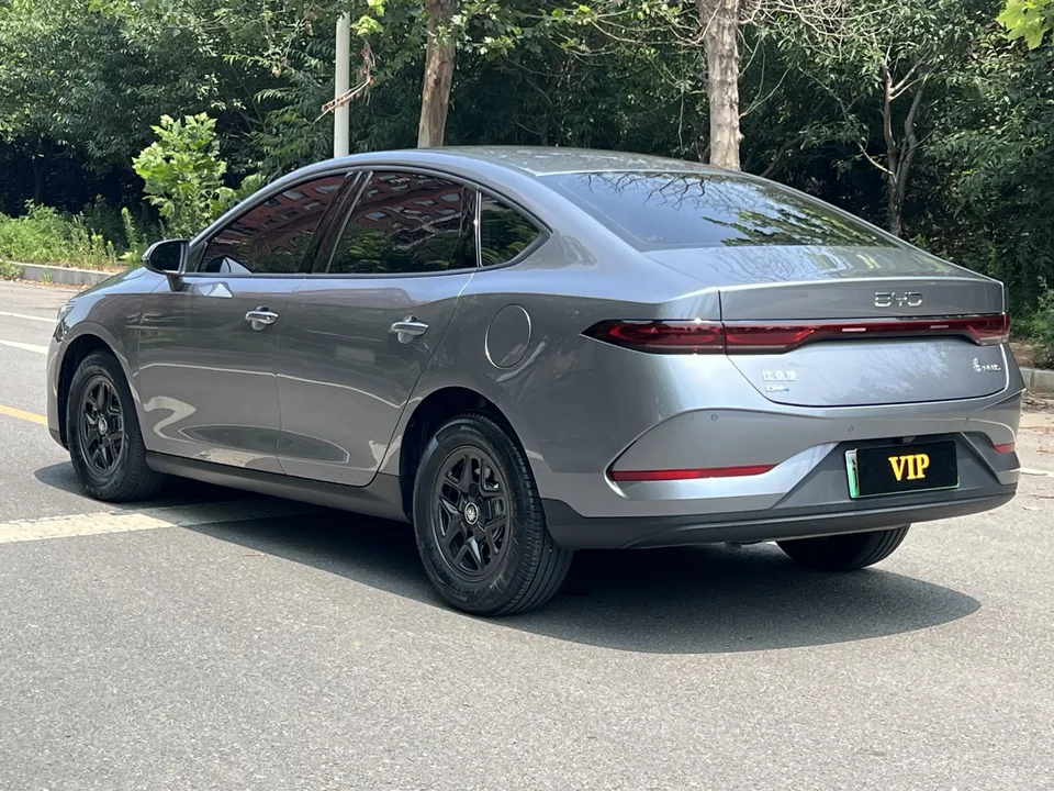 BYD Qin PLUS DM Qin PLUS DM 2025 DM-i 55KM Intelligent Driving Edition Leading Edition 2025 — thumbnail 2