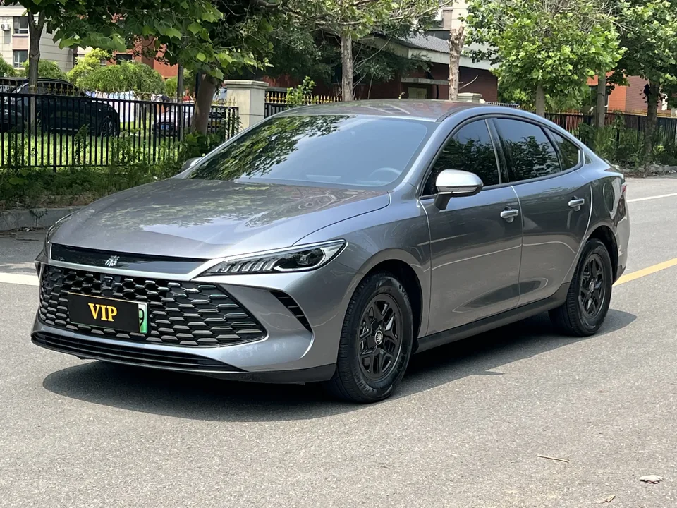 BYD Qin PLUS DM Qin PLUS DM 2025 DM-i 55KM Intelligent Driving Edition Leading Edition 2025 — photo 1, buy with delivery to Moscow
