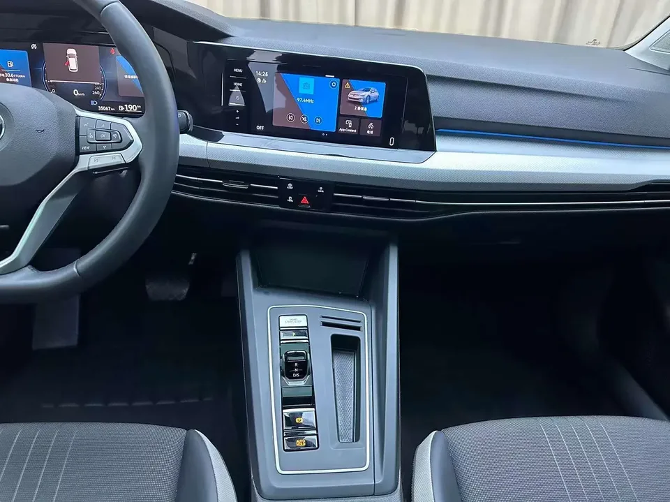 Volkswagen Golf golf 2021 280TSI DSG Pro 2022 — миниатюра 3