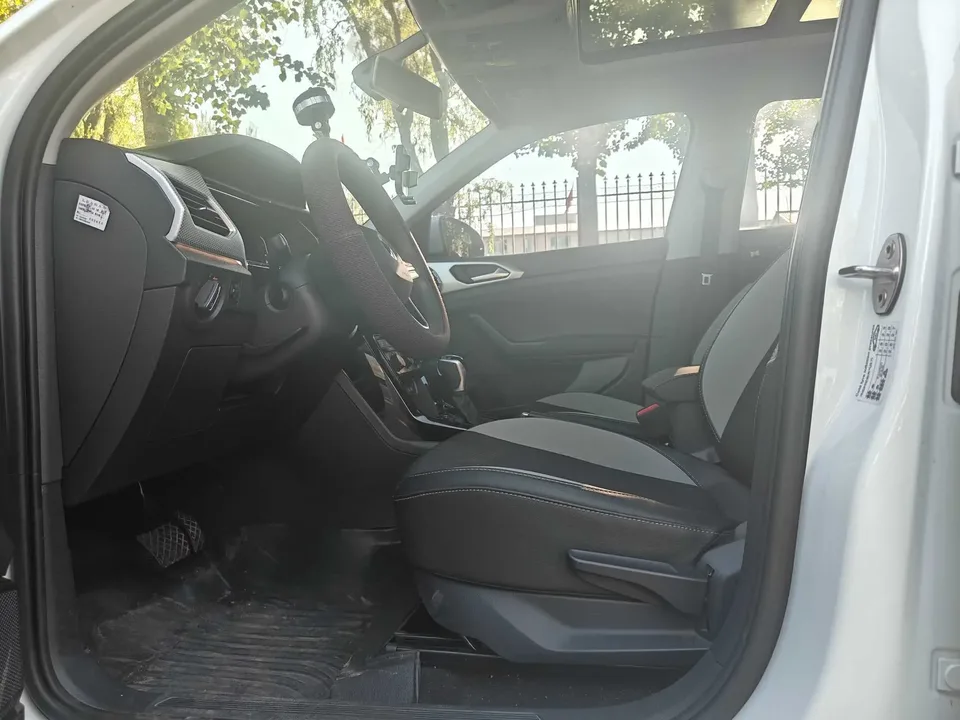Volkswagen Explore the shadows Explore the shadows 2021 1.5L Automatic Joy-Link Edition 2023 — thumbnail 3