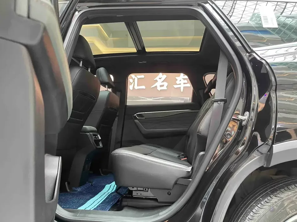 Geely Okavango Haoyue L 2024 2.0TD DCT Flagship 2024 — thumbnail 4
