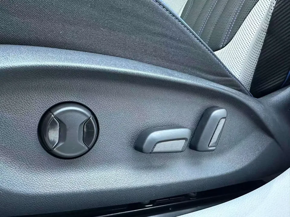 Volkswagen Lamando Lingdu 2022 Lingdu L 280TSI DSG Super Hot Flagship Edition 2023 — thumbnail 4