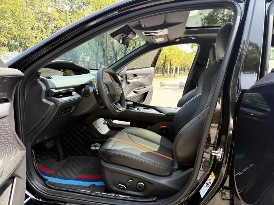 Changan UNI-V Changan UNI-V 2024 1.5T Premium 2024 — thumbnail 5