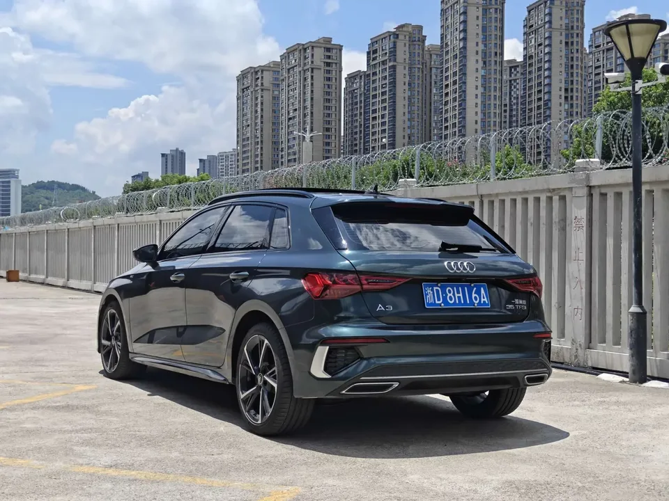 Audi A3 Audi A3 2022 Sportback 35 TFSI Stylish and sporty 2022 — thumbnail 2