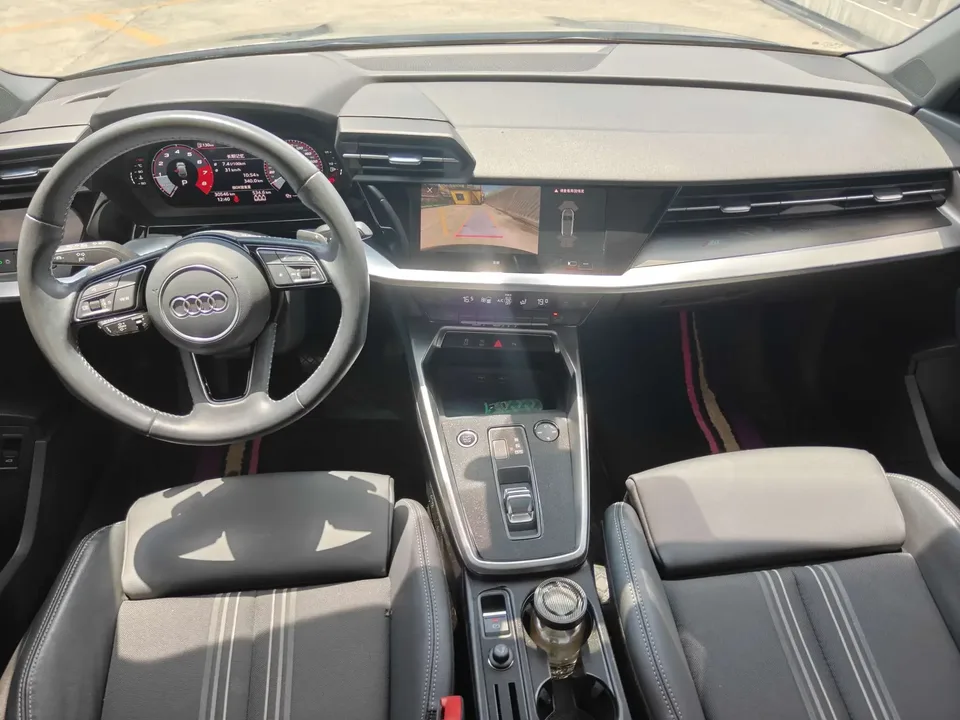 Audi A3 Audi A3 2022 Sportback 35 TFSI Stylish and sporty 2022 — thumbnail 3