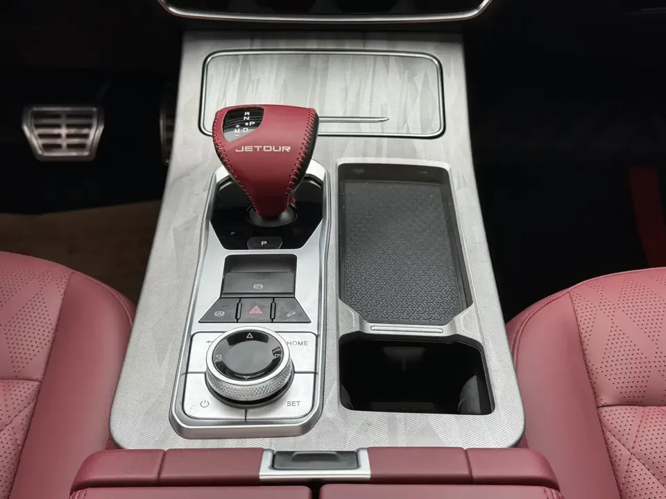 Jetour Jietu X70 PLUS Jietu X70 PLUS 2023 1.5T DCT Brave PLUS 7-seater 2023 — thumbnail 5
