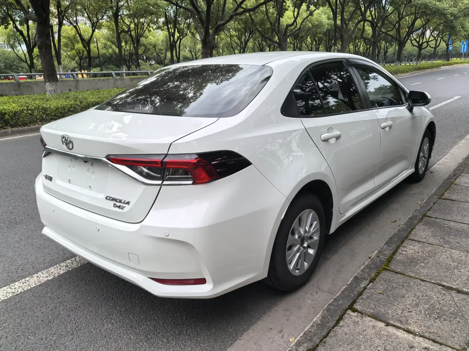 Toyota Corolla Corolla 2023 1.2T S-CVT Pioneer Edition 2023 — thumbnail 2