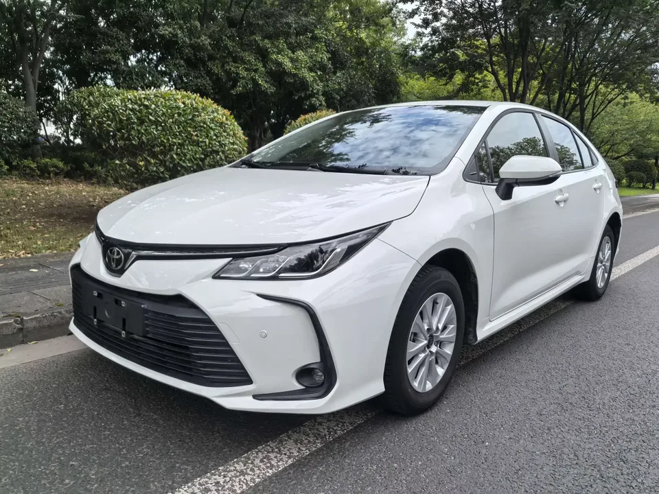 Toyota Corolla Corolla 2023 1.2T S-CVT Pioneer Edition 2023 — photo 1, buy with delivery to Moscow