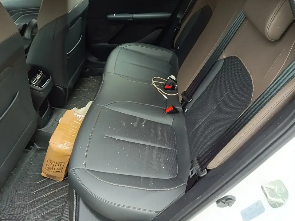 Changan Escape Escape 2026 Fourth-generation 1.5T DCT 500Bar Jinxiang model 2026 — thumbnail 3