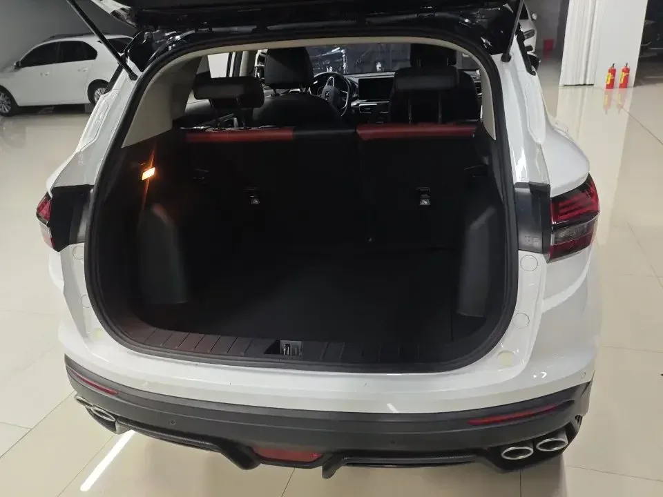 Geely Coolray SX11 Binyue 2021 240T DCT Diamond Edition 2022 — thumbnail 3