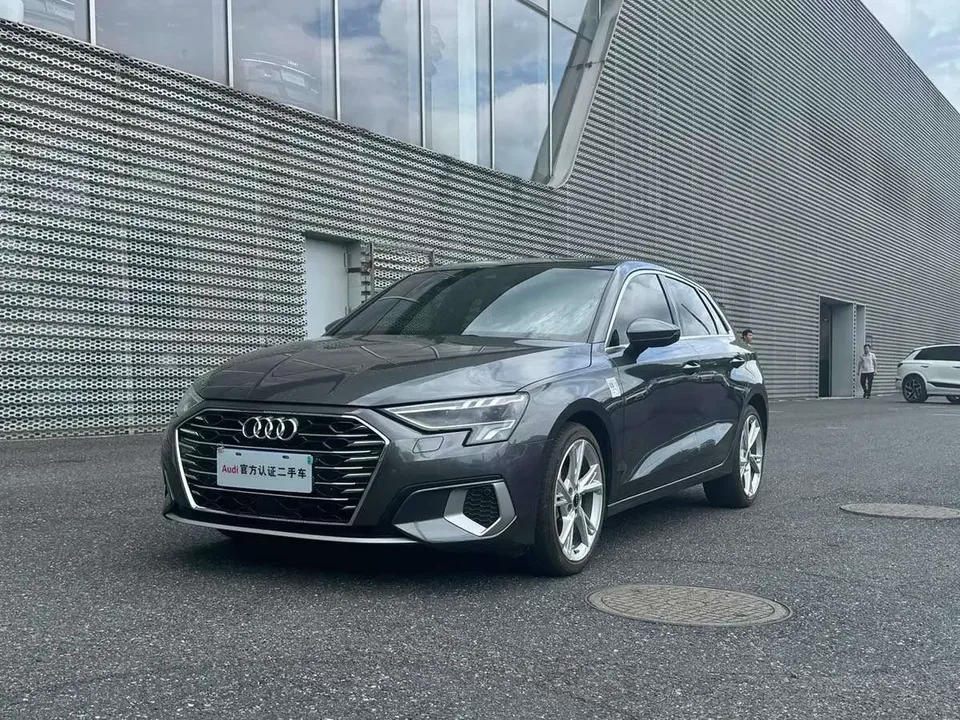 Audi A3 Audi A3 2023 Sportback 35 TFSI Stylish and Elegant 2023 — photo 1, buy with delivery to Moscow