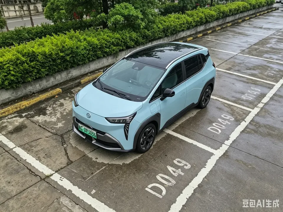 AION Y AION Y 2022 70 Intelligent Edition Lithium Iron Phosphate 2022 — thumbnail 3