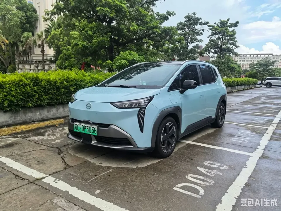 AION Y AION Y 2022 70 Intelligent Edition Lithium Iron Phosphate 2022 — photo 1, buy with delivery to Moscow