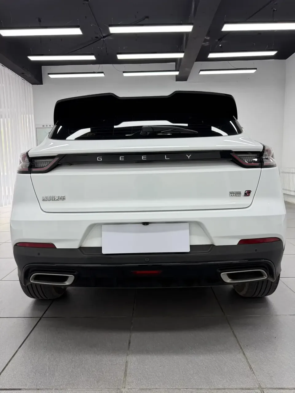 Geely Emgrand S Emgrand S 2022 1.4T CVT Crossover Player Edition 2023 — thumbnail 2