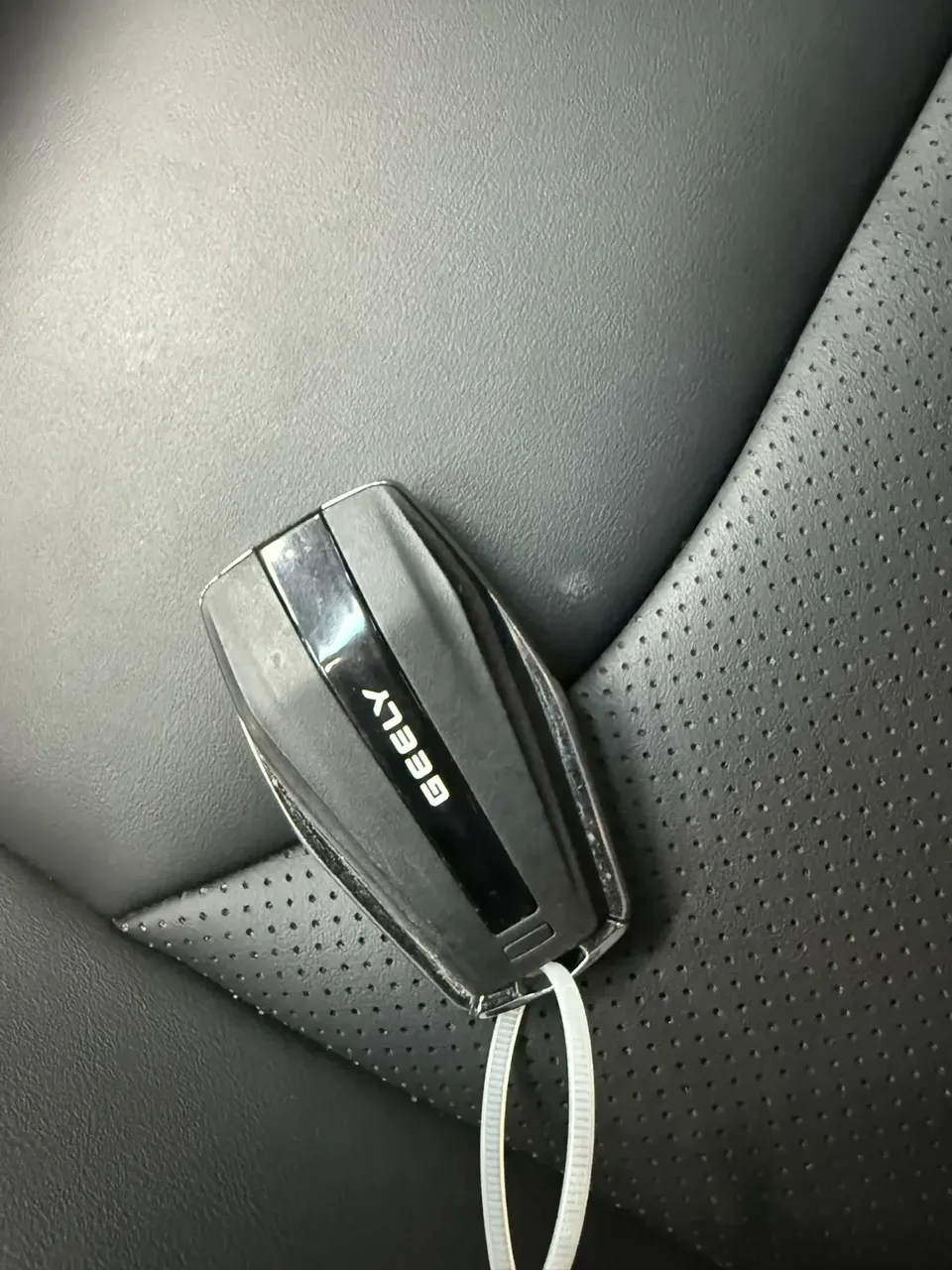 Geely Emgrand S Emgrand S 2022 1.4T CVT Crossover Player Edition 2023 — thumbnail 3