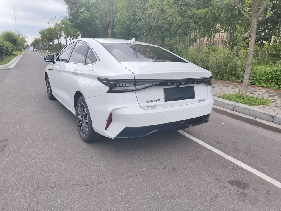 Chery Fengyun A8 Fengyun A8 2024 Yuanhang Edition 127 Deluxe 2024 — thumbnail 2