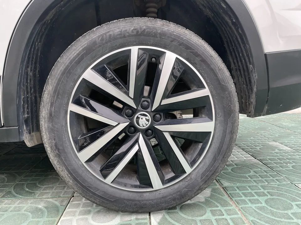 Skoda Comek Comek 2022 1.5L Automatic Comfort Edition 2022 — thumbnail 3