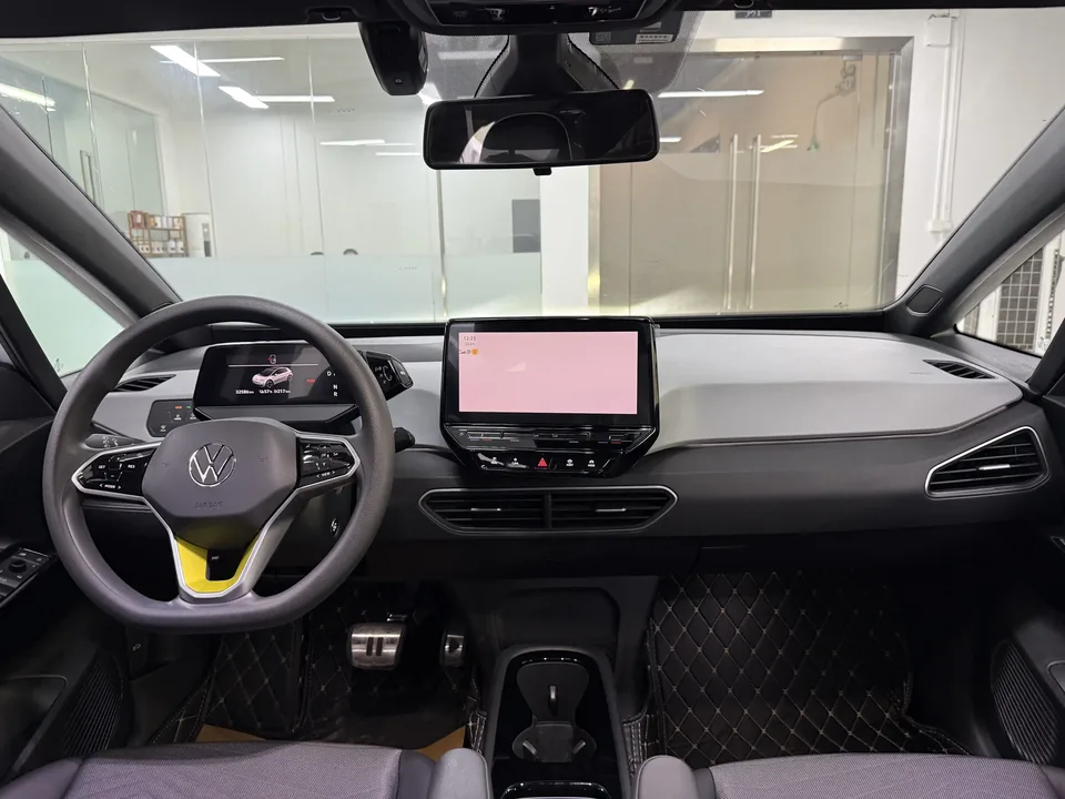 Volkswagen ID.3 Volkswagen ID.3 2023 Upgraded Pure Smart Edition 2024 — thumbnail 3