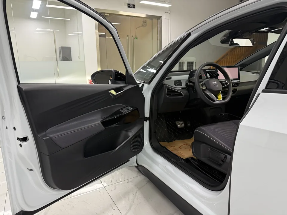 Volkswagen ID.3 Volkswagen ID.3 2023 Upgraded Pure Smart Edition 2024 — thumbnail 5
