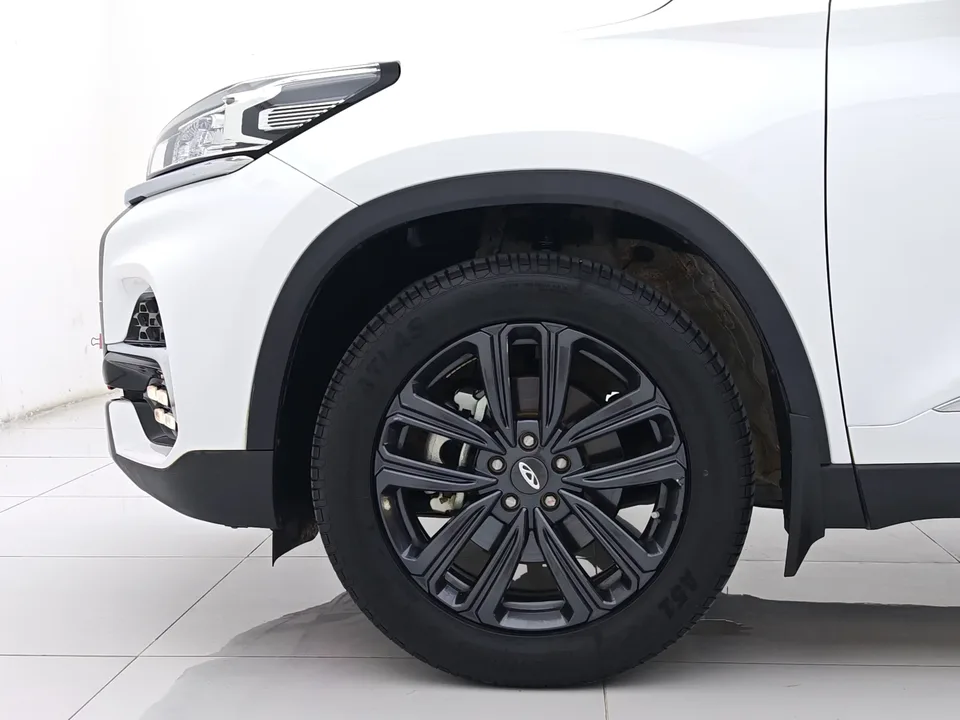 Chery Tiggo 8 Tiggo 8 2024 Honor Edition 230TCI Automatic Excellence Edition 7 Seaters 2024 — thumbnail 4