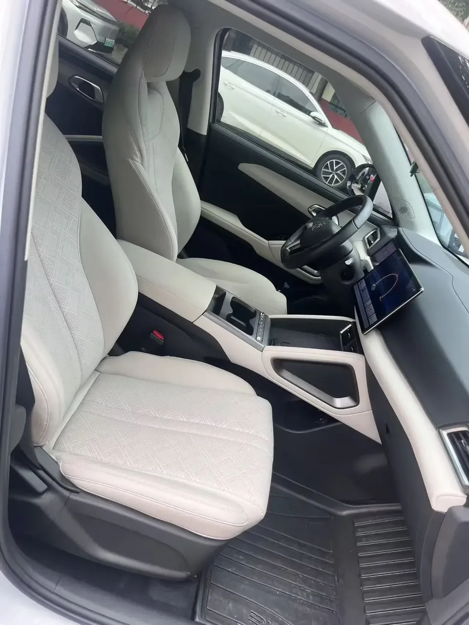 BYD Yuan Up Yuan UP 2025 Smart Driving Edition 401KM Vitality Edition 2025 — thumbnail 3