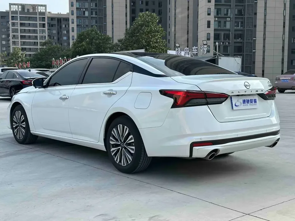 Nissan Altima Sound of nature 2025 2.0L XL-TLS Enjoy Edition 2025 — thumbnail 2
