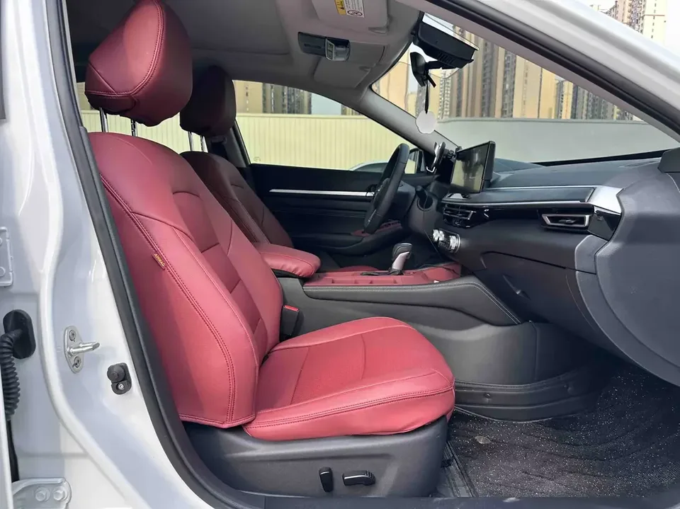 Nissan Altima Sound of nature 2025 2.0L XL-TLS Enjoy Edition 2025 — thumbnail 5